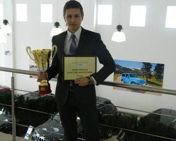 Гайфутдинов Антон, 23 года - участник конкурса "Мистер Автосалон 2013" Челябинск