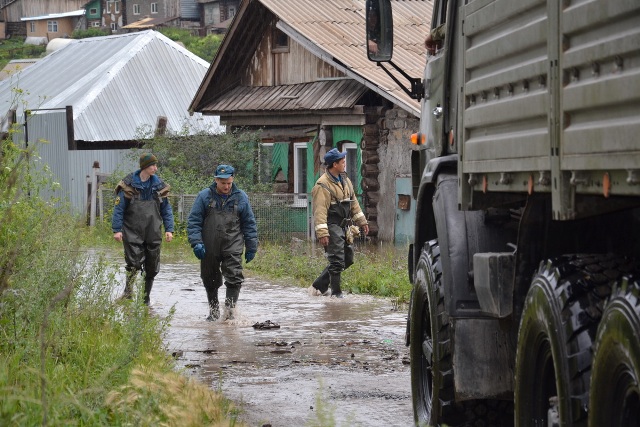 Челябинское МЧС после потопа в Сатке сделало официальное обращение к населению области